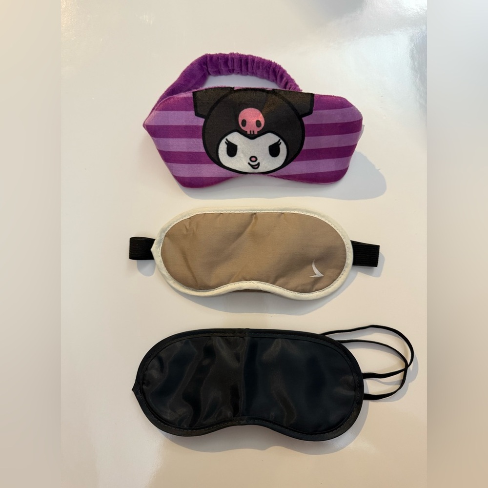 3/$20 BNWOT Kuromi Sleeping Eye Mask Velour
